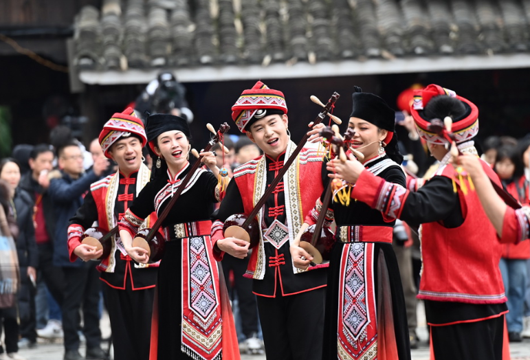 2024年全国春节“村晚”主会场活动在广西柳州举办