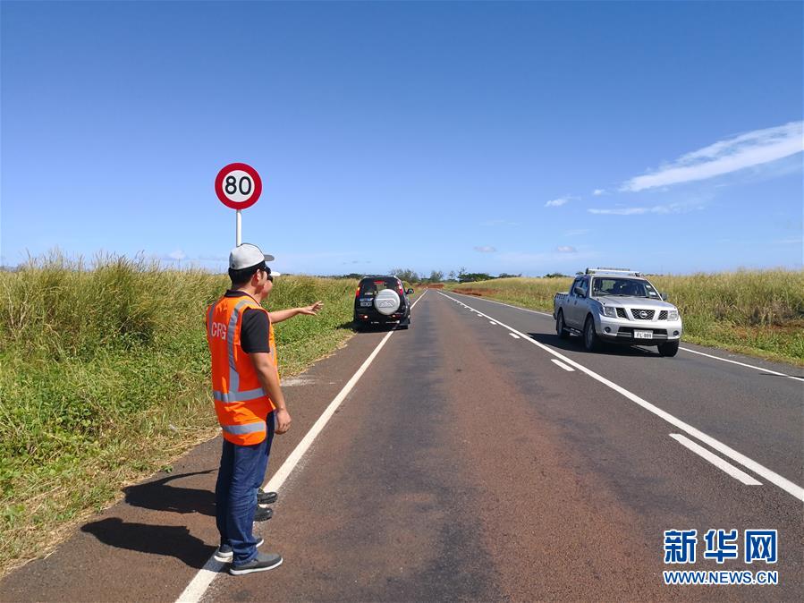 “‘一带一路’是件好事情”——记中国企业建设的斐济瓦努阿岛高速公路项目