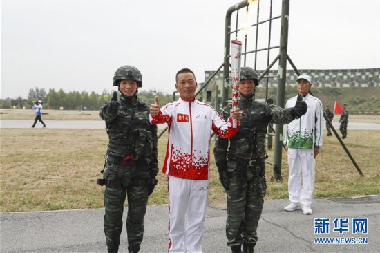 ï¼åè¿ä¼Â·å¾æäºå¨ï¼ï¼5ï¼åè¿ä¼åè¥ç«ç¬ä¼ éæ´»å¨æåä¸ç«æ­¦è­¦çé¹°çªå»éç«ä¸¾è¡ï¼éæ¬ç¤¾åé¢æå­ç¨¿ï¼