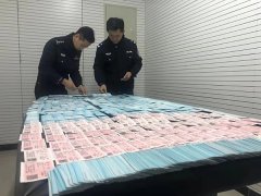 北京铁警捣毁一制假窝点 查获假火车票2600余张